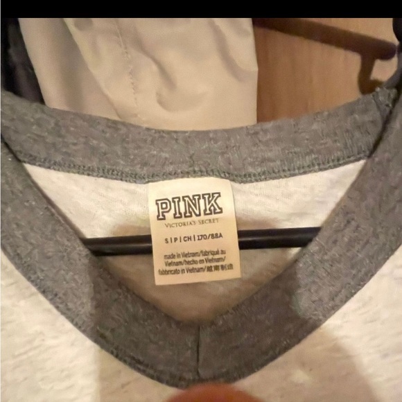Pink Victoria Secret Women’s Bling Tee Vneck - Picture 3 of 4